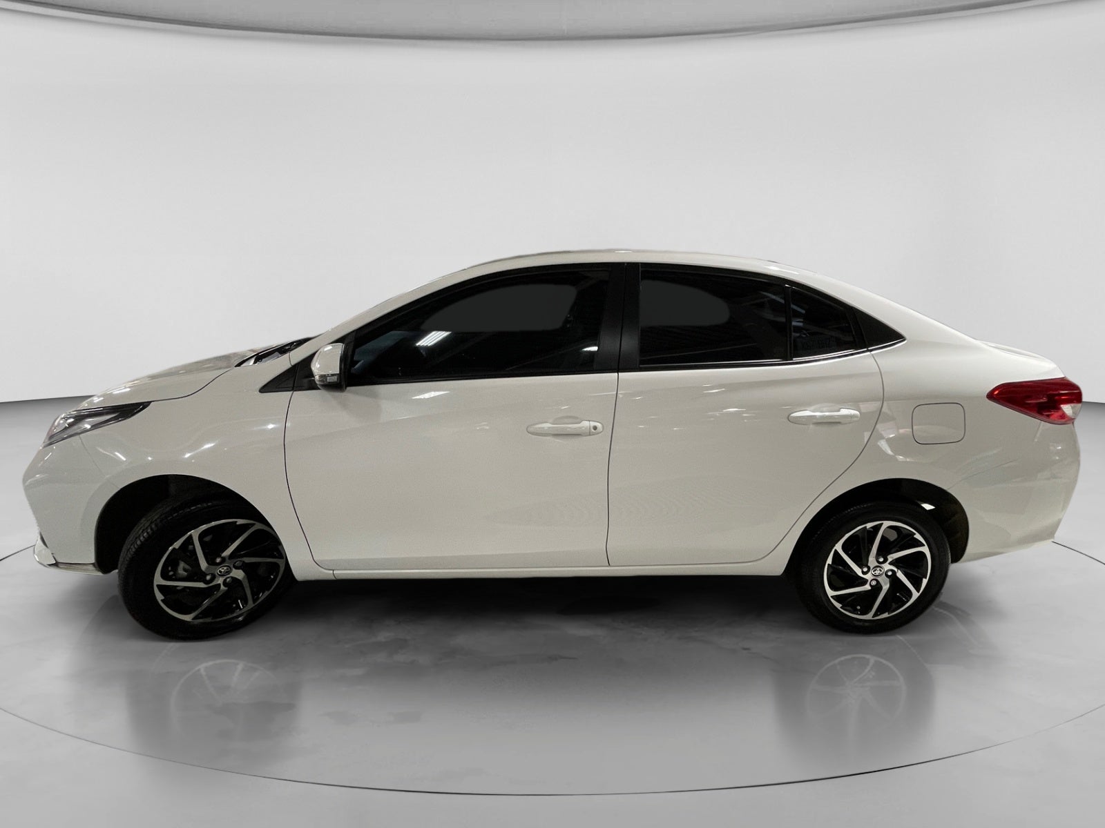 2021 Toyota YARIS S CVT