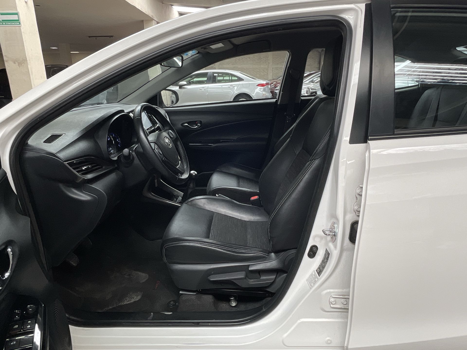 2022 Toyota YARIS S MT