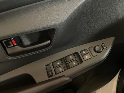 2023 Toyota YARIS BASE CVT