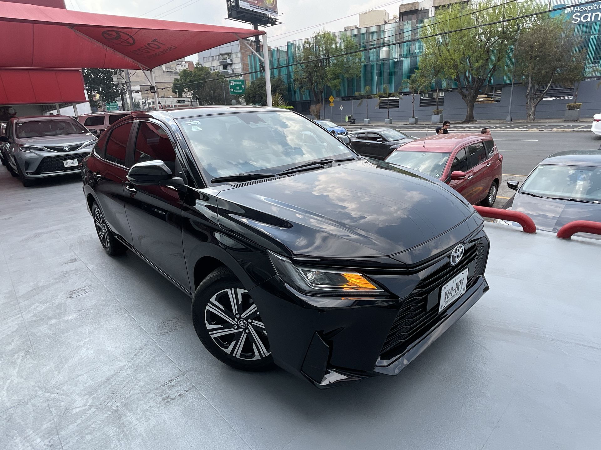 2024 Toyota YARIS S HI CVT