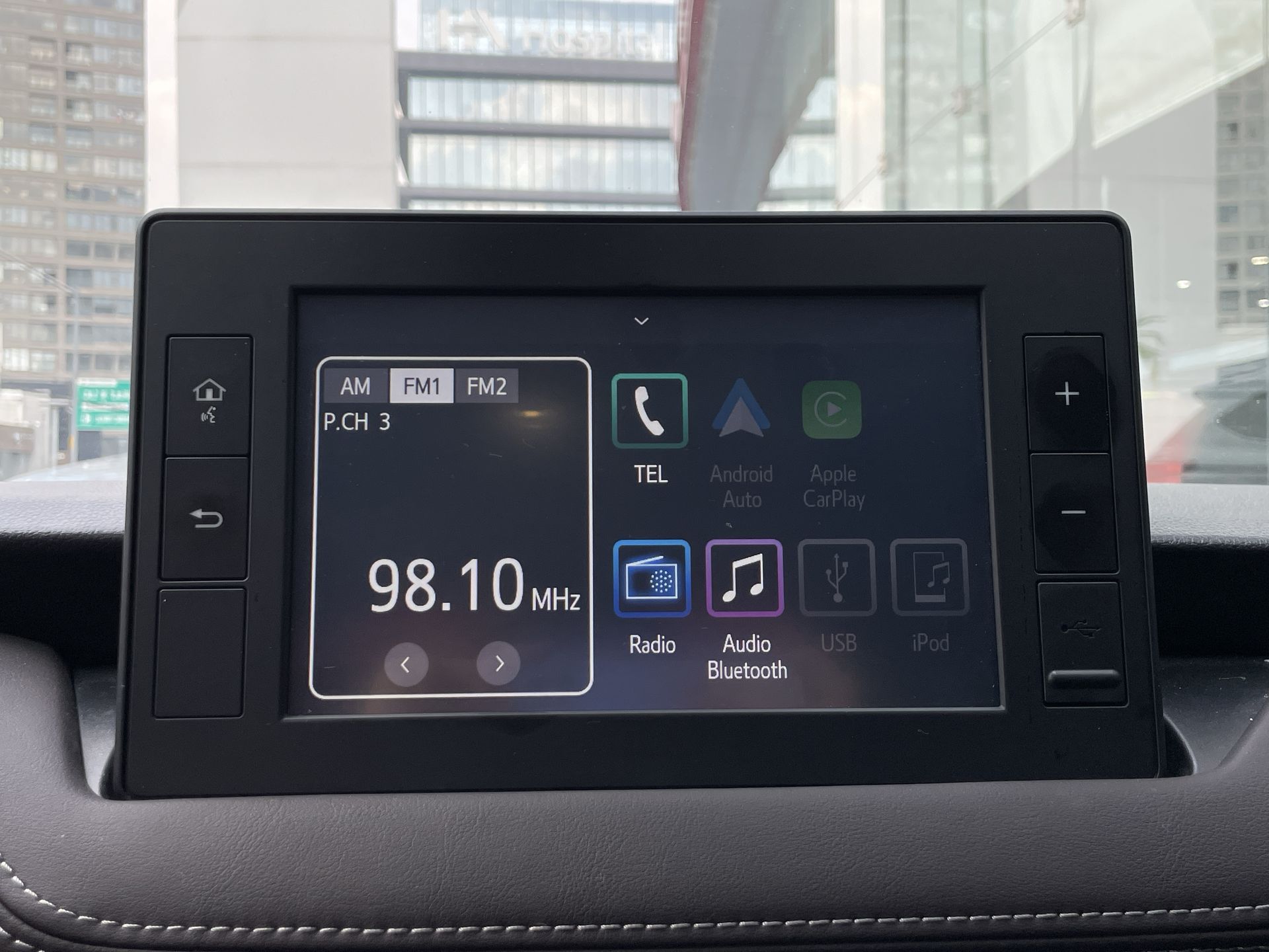 2024 Toyota YARIS S HI CVT