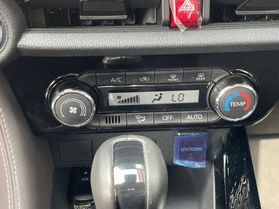 2024 Toyota YARIS S HI CVT