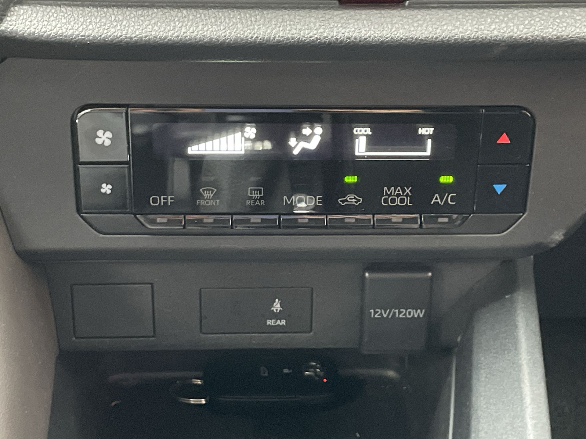 2024 Toyota YARIS S CVT