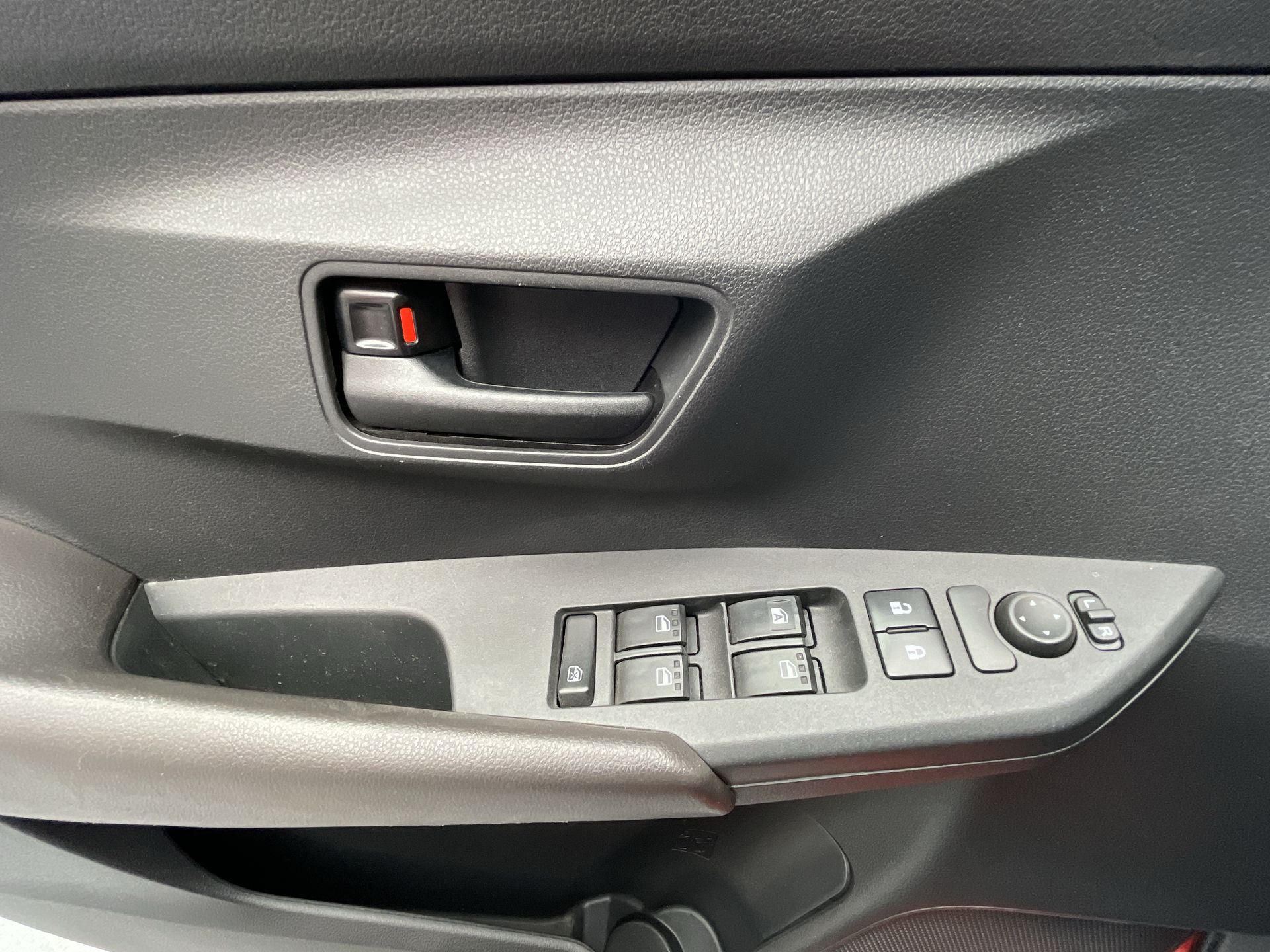 2023 Toyota YARIS BASE MT