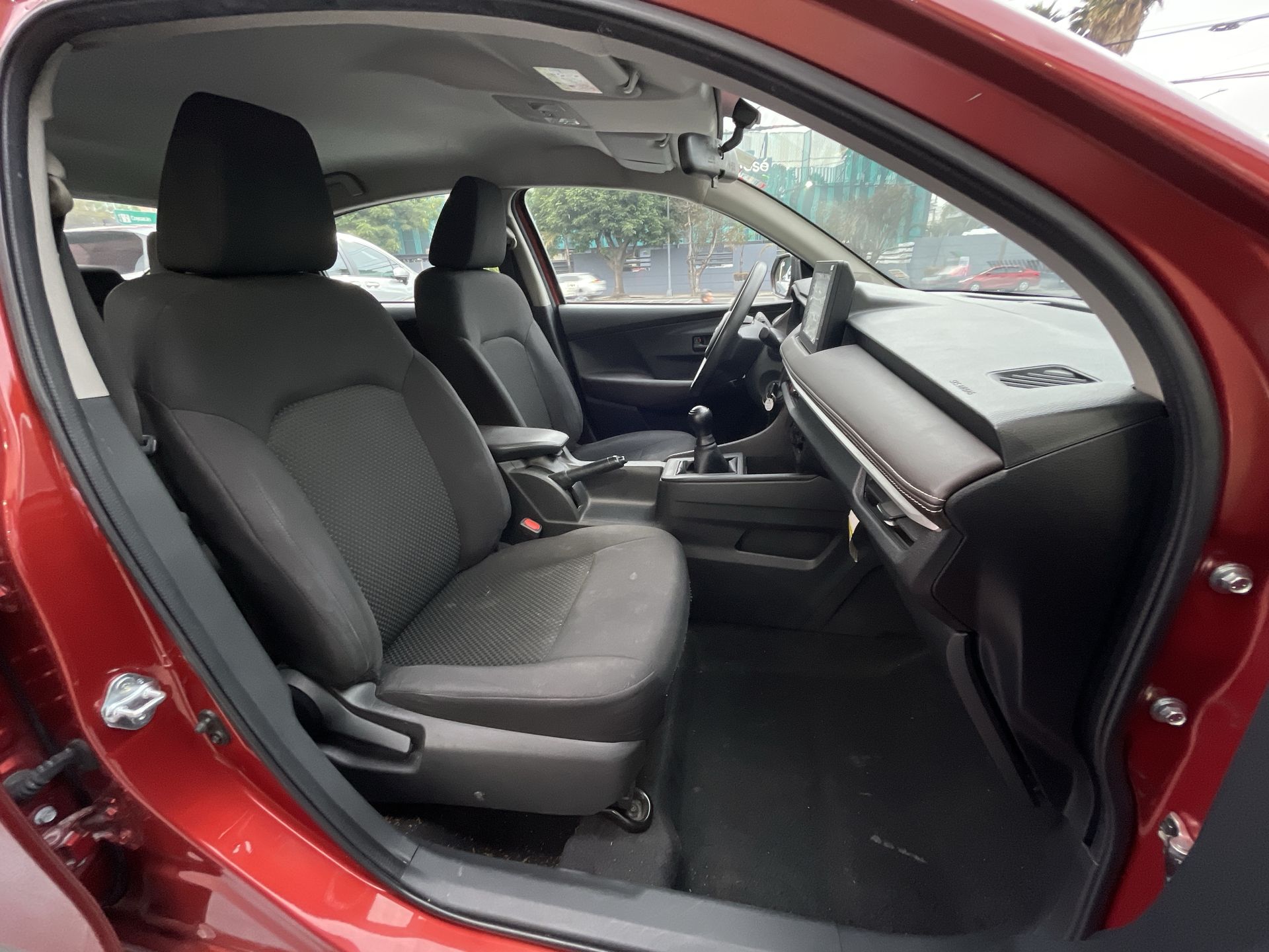 2023 Toyota YARIS BASE MT