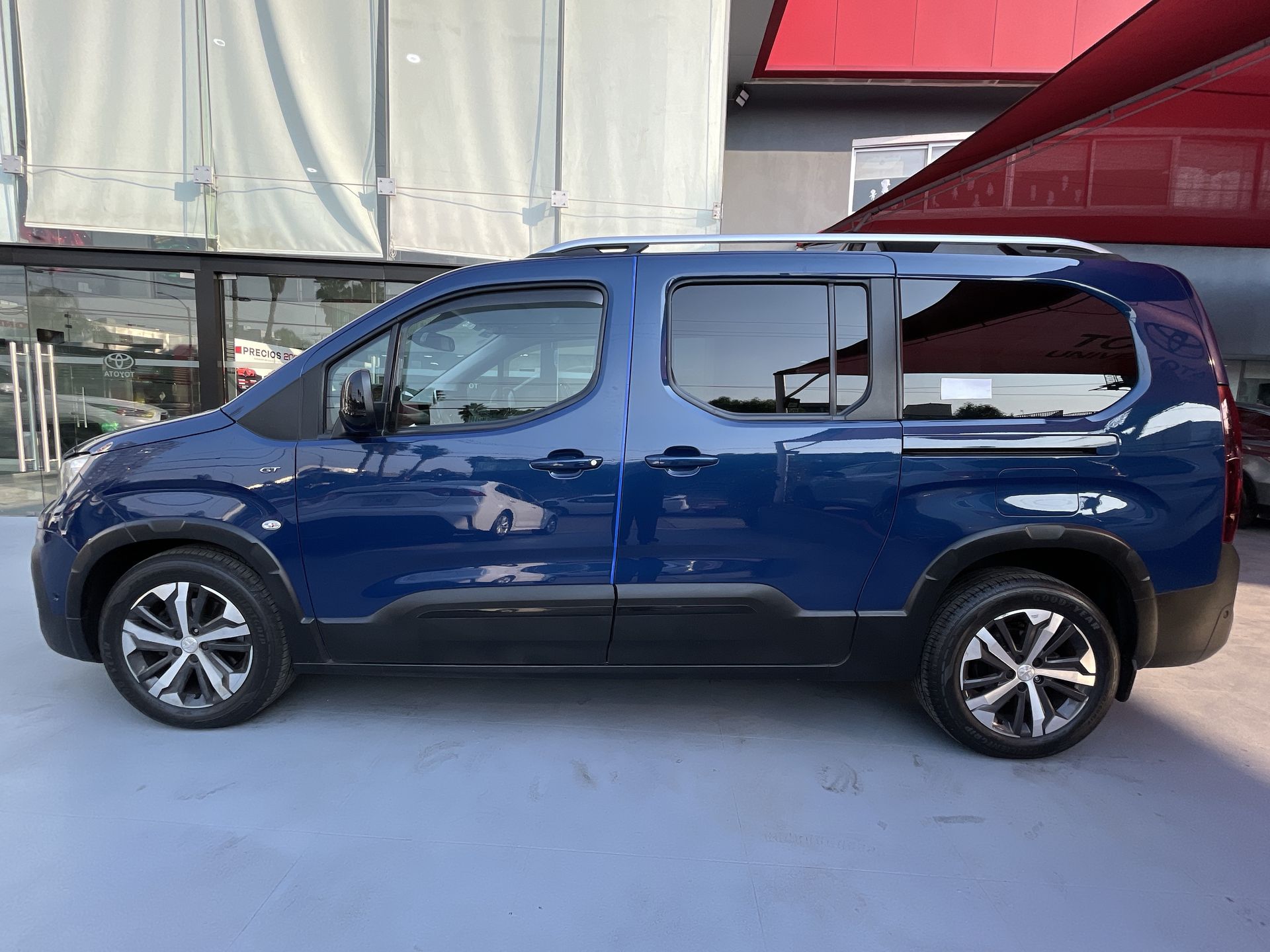 2022 PEUGEOT RIFTER GT 5P 1.2 PURETECH 130HP AUT 8VEL 7PL