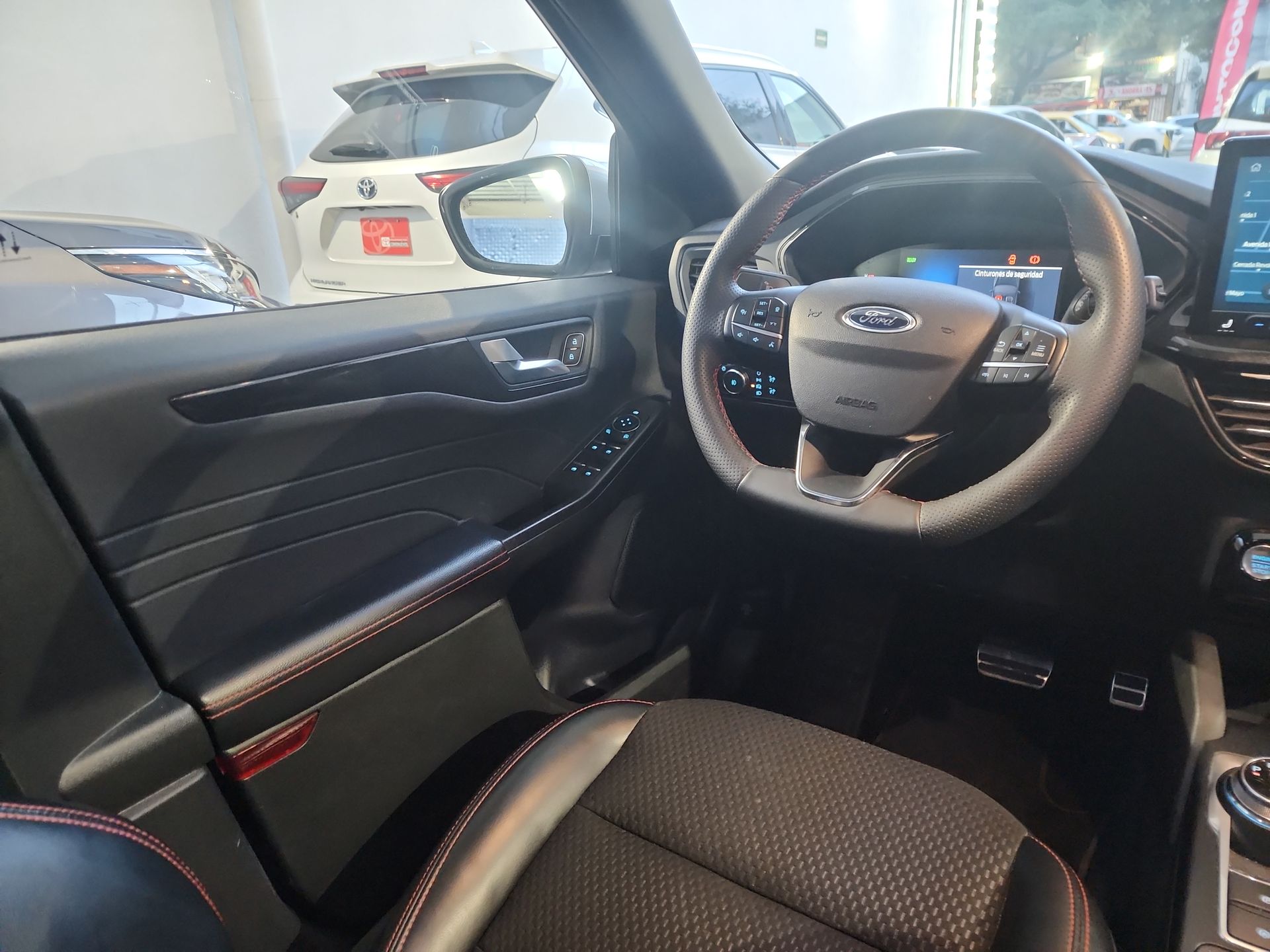 2023 Ford ESCAPE ST-LINE SELECT