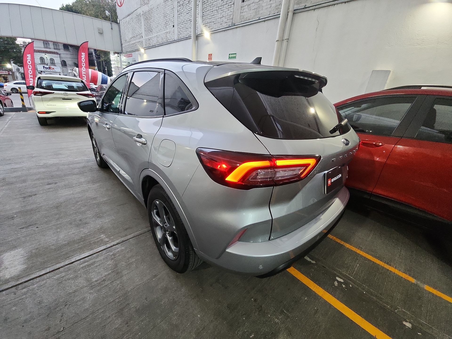 2023 Ford ESCAPE ST-LINE SELECT