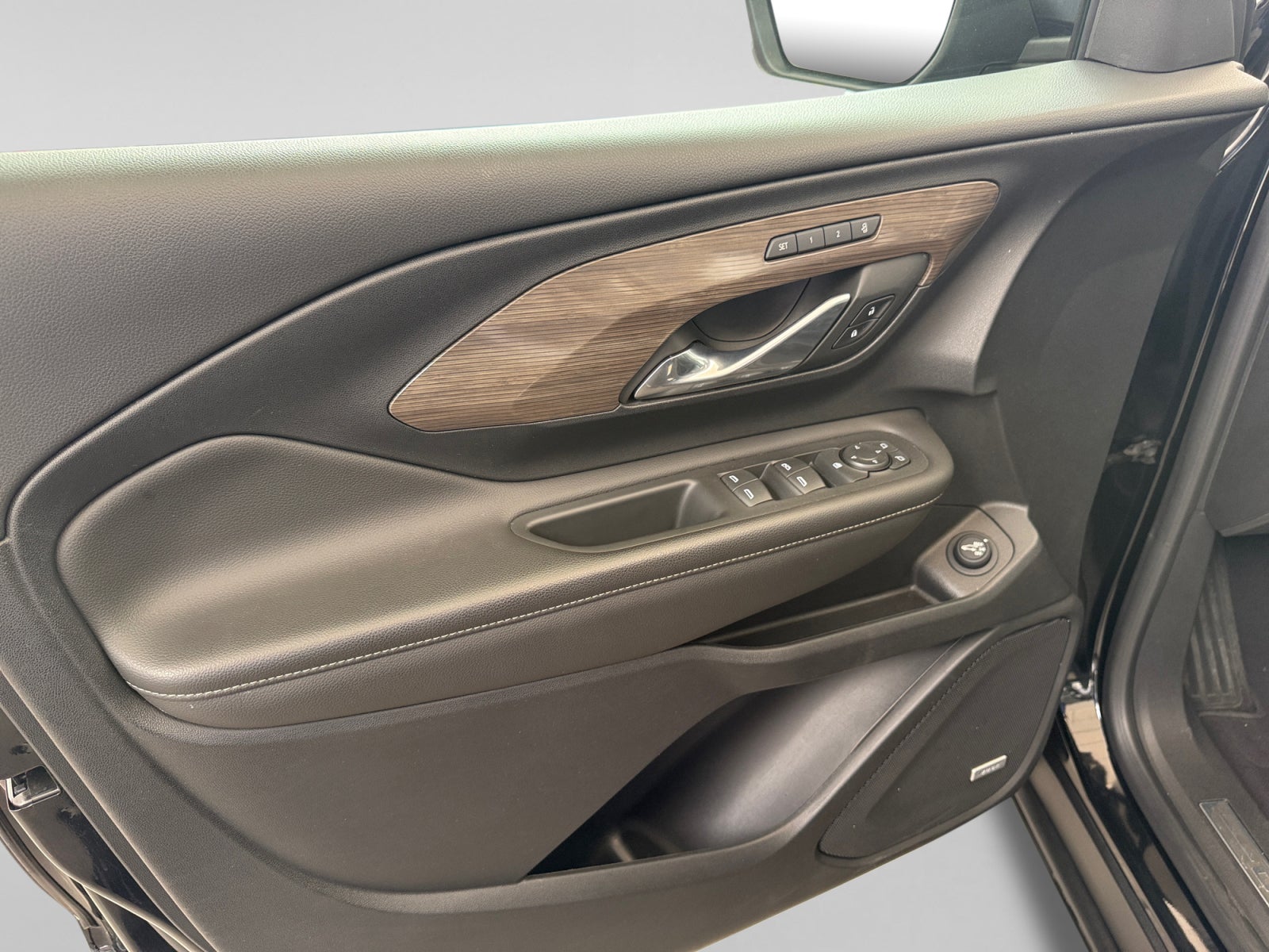 2023 GMC TERRAIN DENALI D