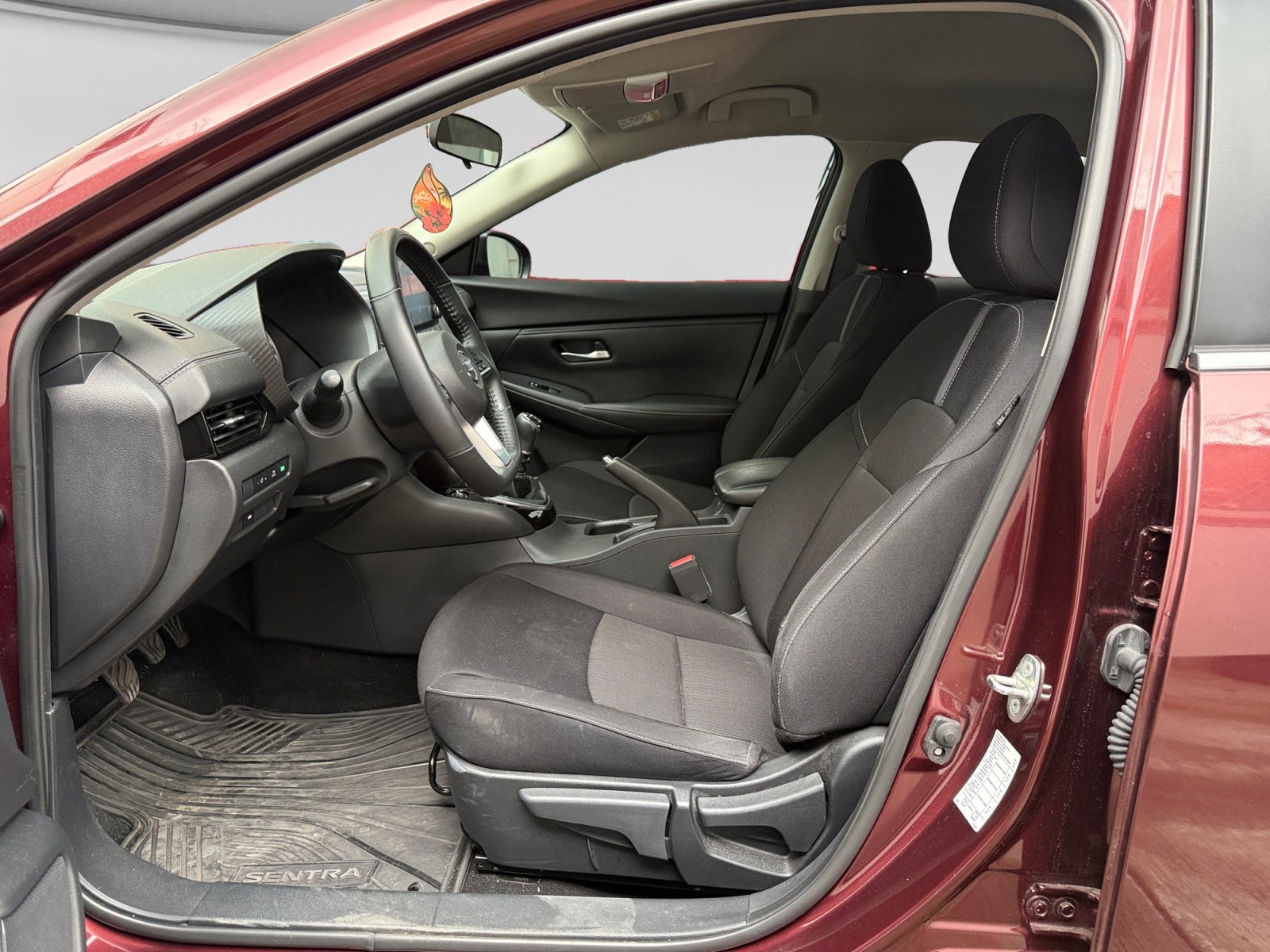 2022 Nissan SENTRA ADVANCE TM 22