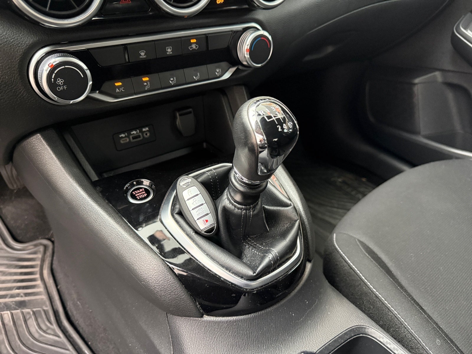 2022 Nissan SENTRA ADVANCE TM 22