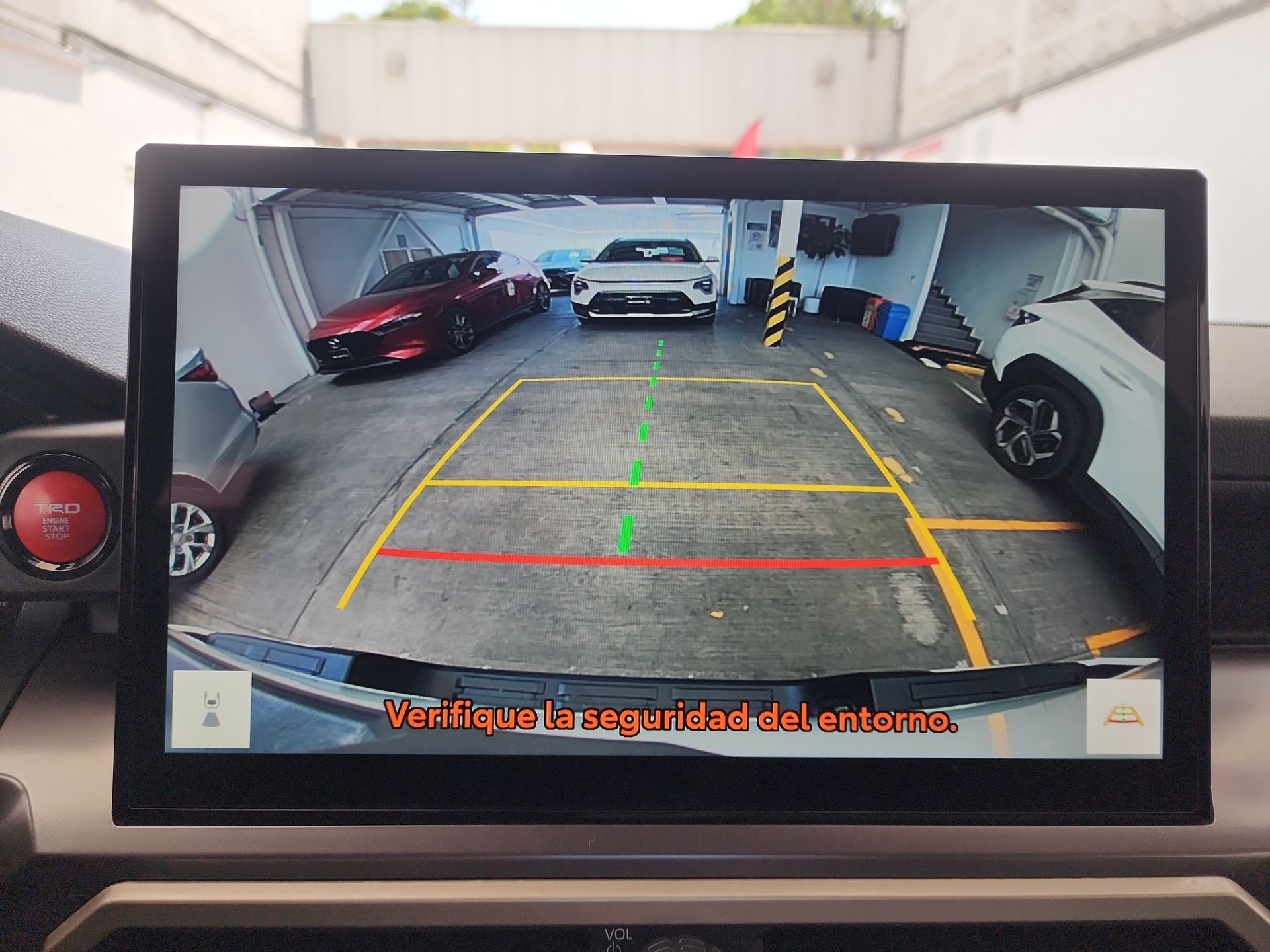 2025 Toyota TACOMA TRD SPORT 4X4