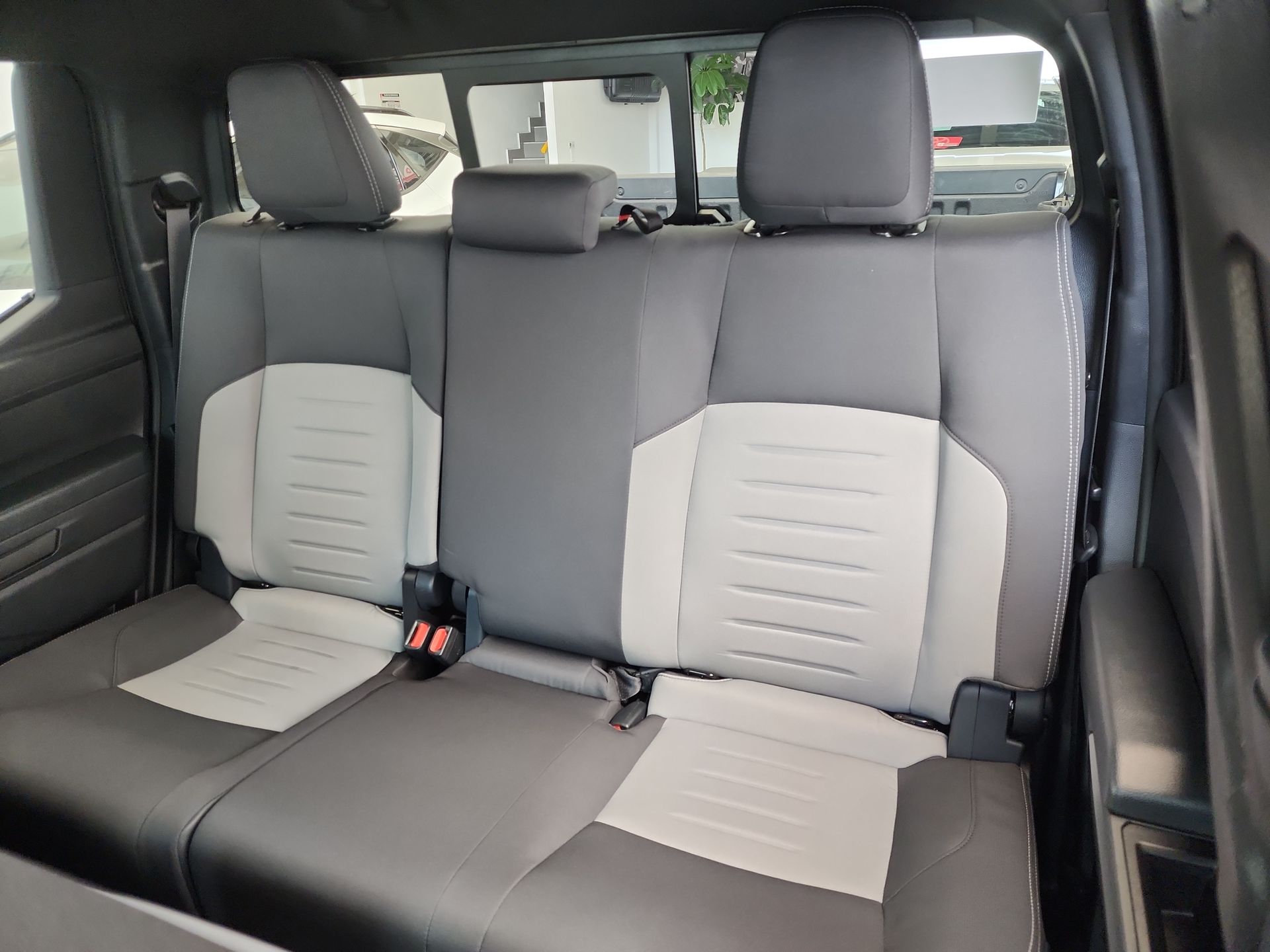 2025 Toyota TACOMA TRD SPORT 4X4