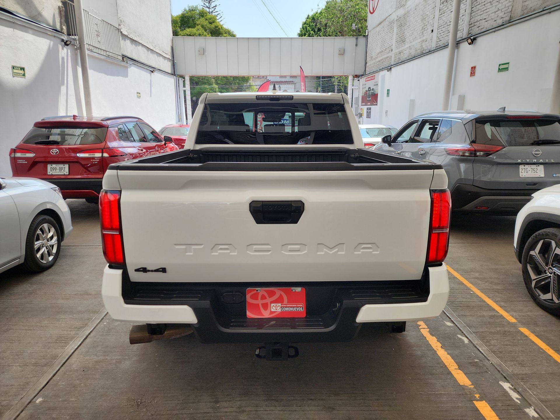 2025 Toyota TACOMA TRD SPORT 4X4