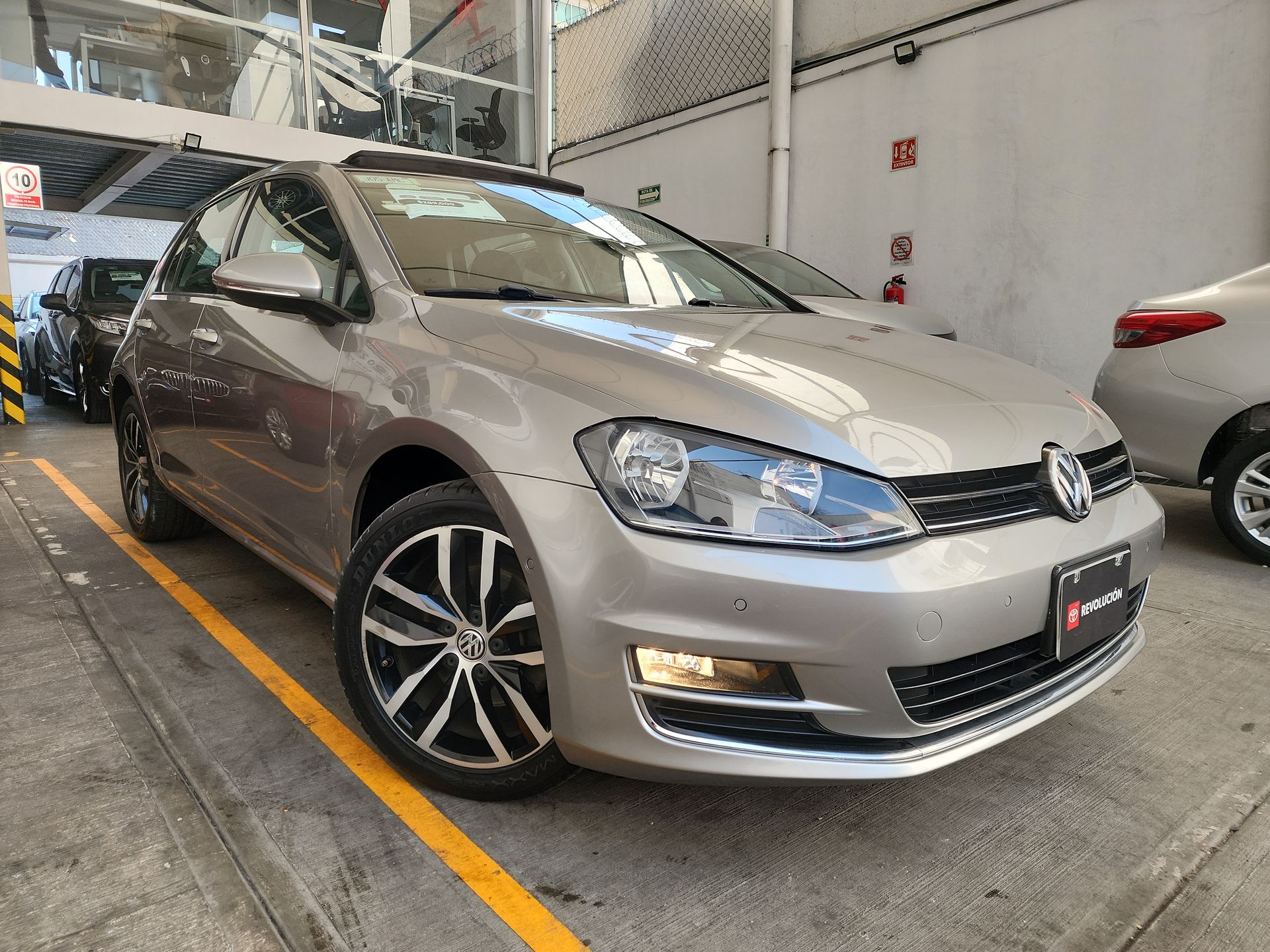 2017 Volkswagen GOLF HIGHLINE DSG ASISTENTE APARCAMIENTO