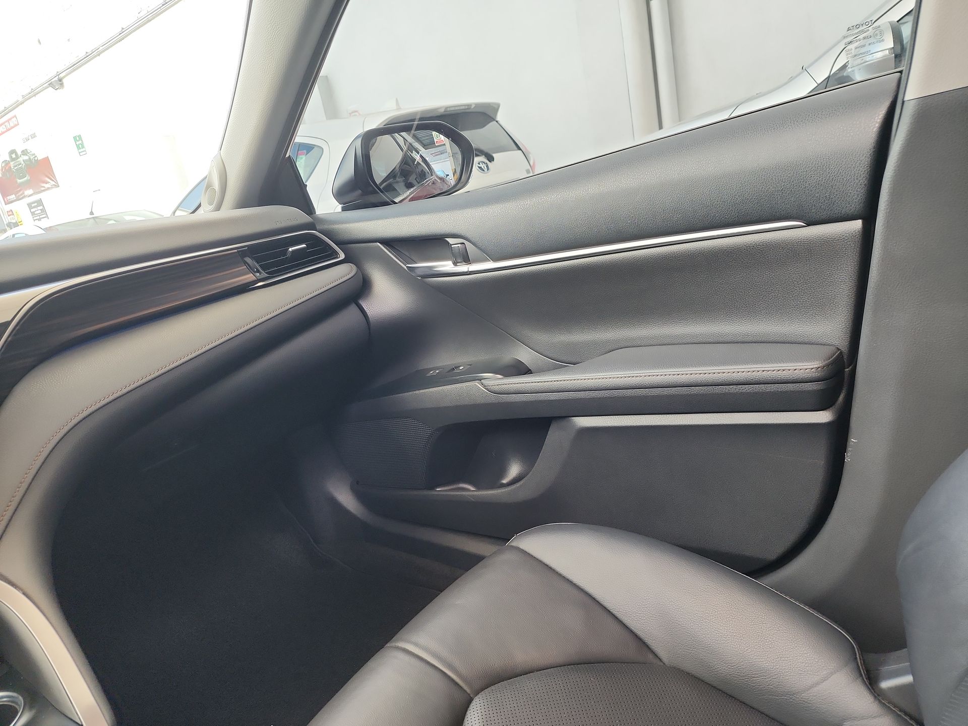 2020 Toyota CAMRY XLE NAVI HV