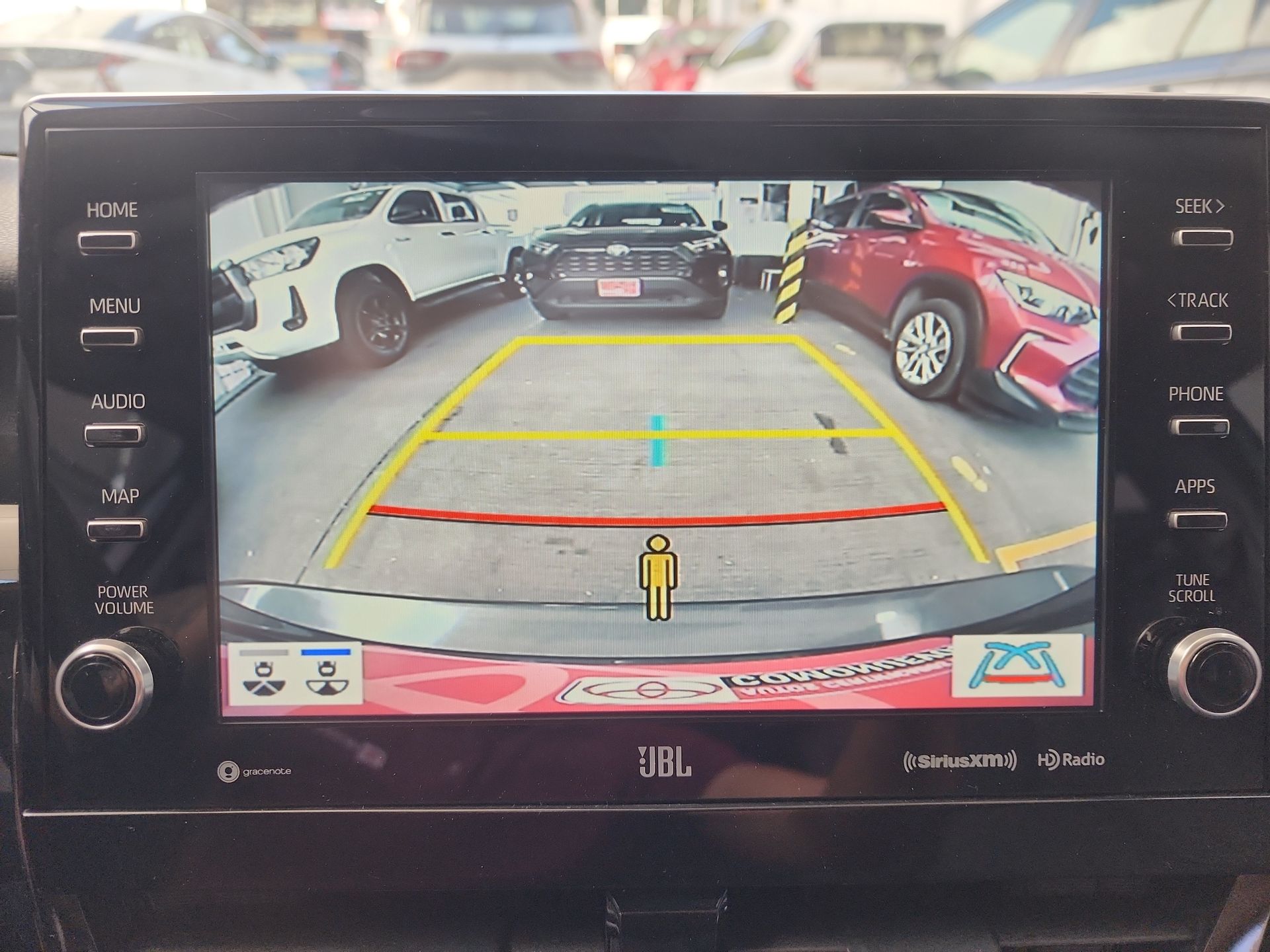 2024 Toyota CAMRY XLE HV