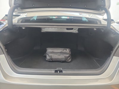 2024 Toyota CAMRY SE HEV