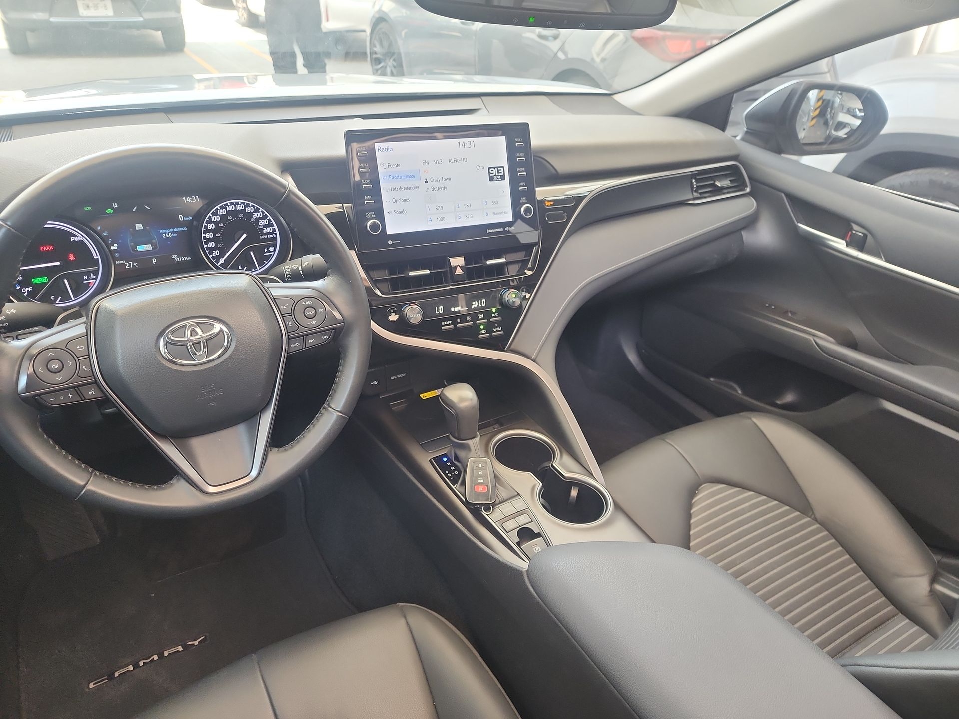 2024 Toyota CAMRY SE HEV