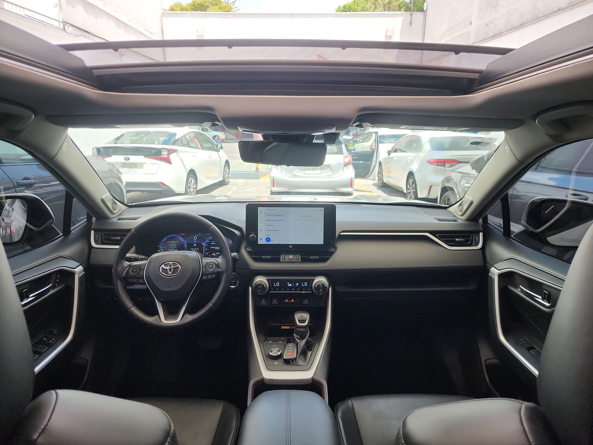 2023 Toyota RAV4 LIMITED HV