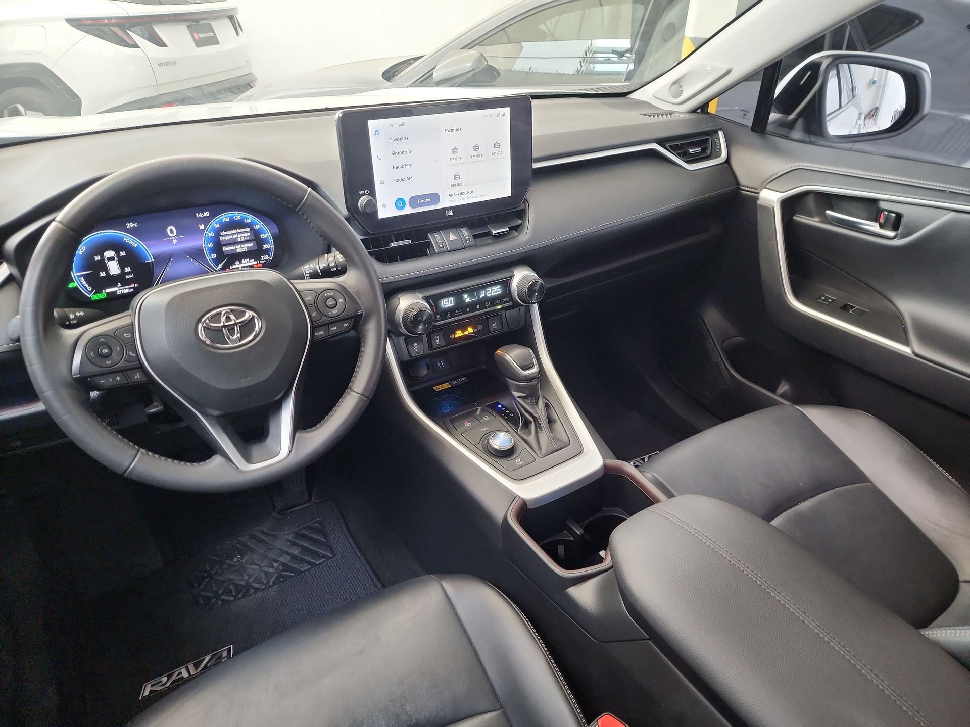 2023 Toyota RAV4 LIMITED HV