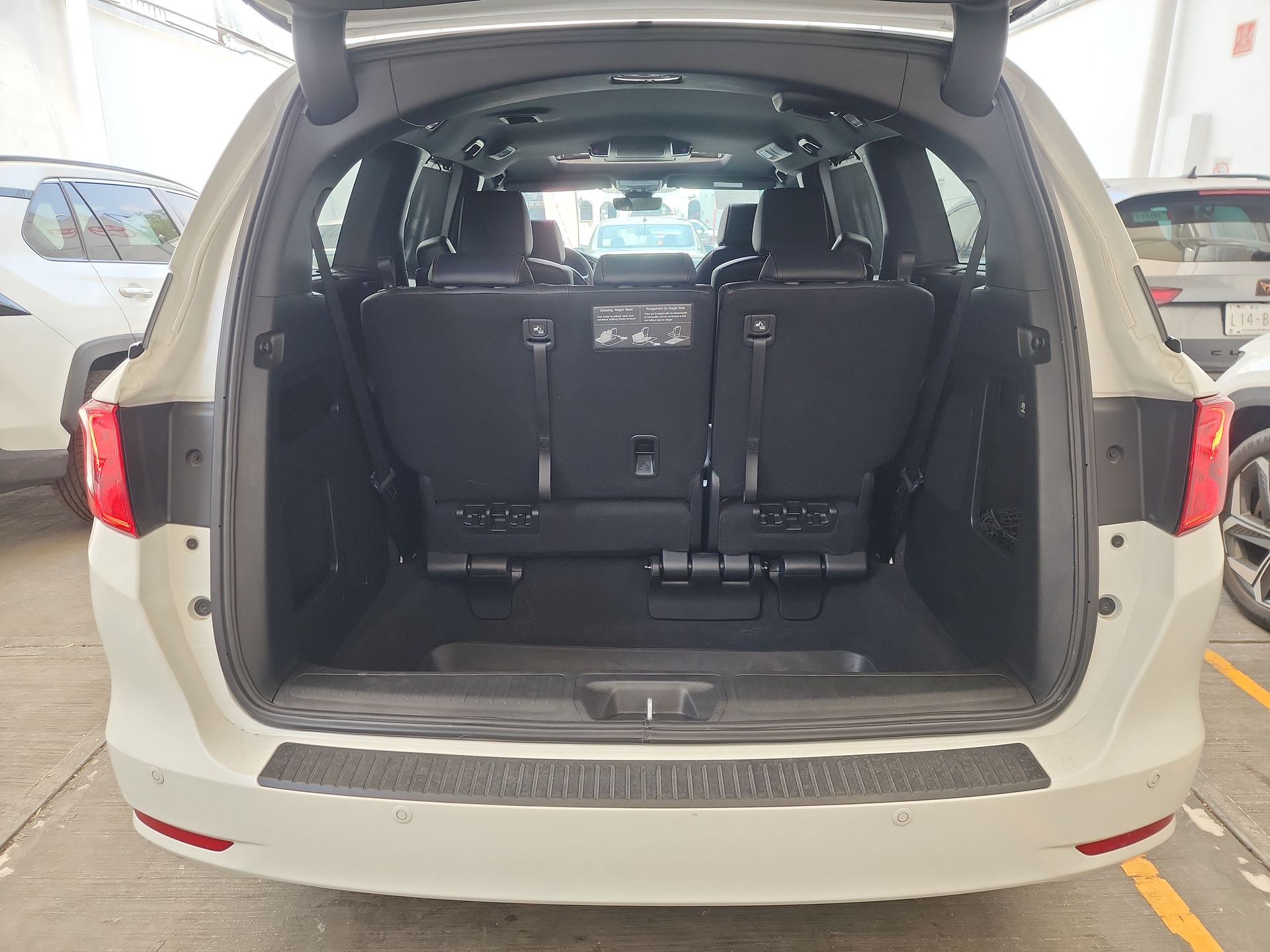 2023 Honda ODYSSEY BLACK EDITION