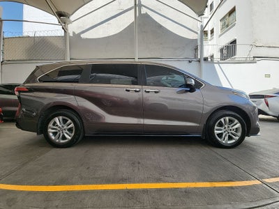 2023 Toyota SIENNA LIMITED