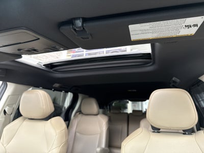 2023 Toyota SIENNA XLE PIEL