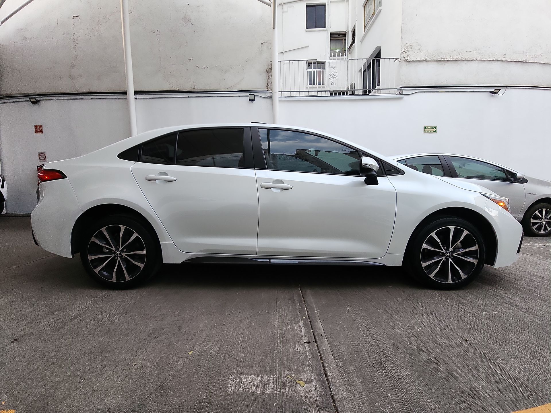 2023 Toyota COROLLA SE CVT