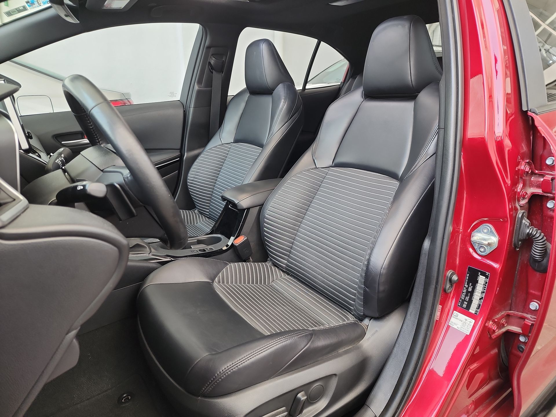 2023 Toyota COROLLA SE CVT