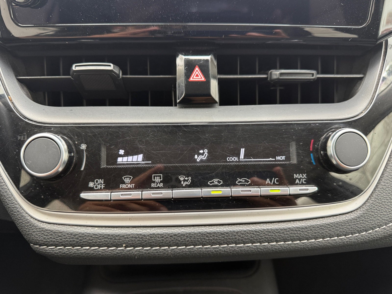 2024 Toyota COROLLA LE CVT