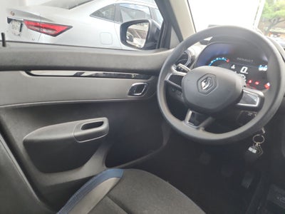 2025 RENAULT KWID ICONIC