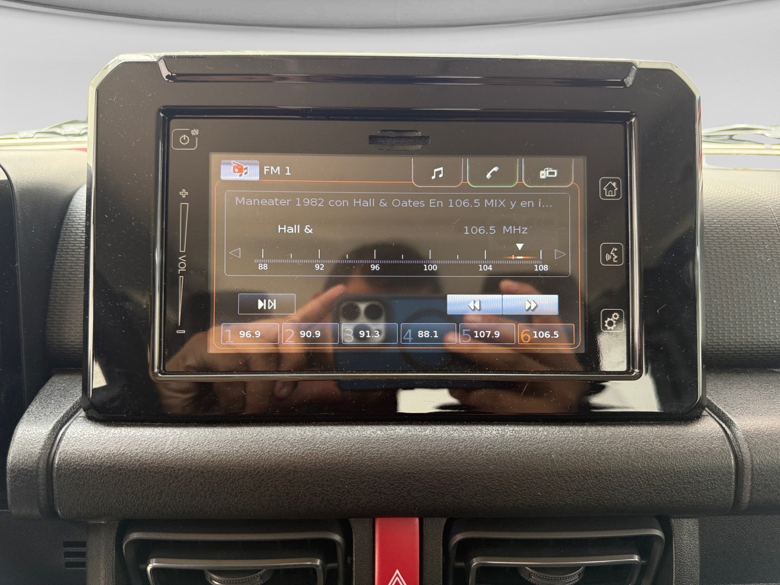 2025 SUZUKI IGNIS GLX AT 5 DOOR