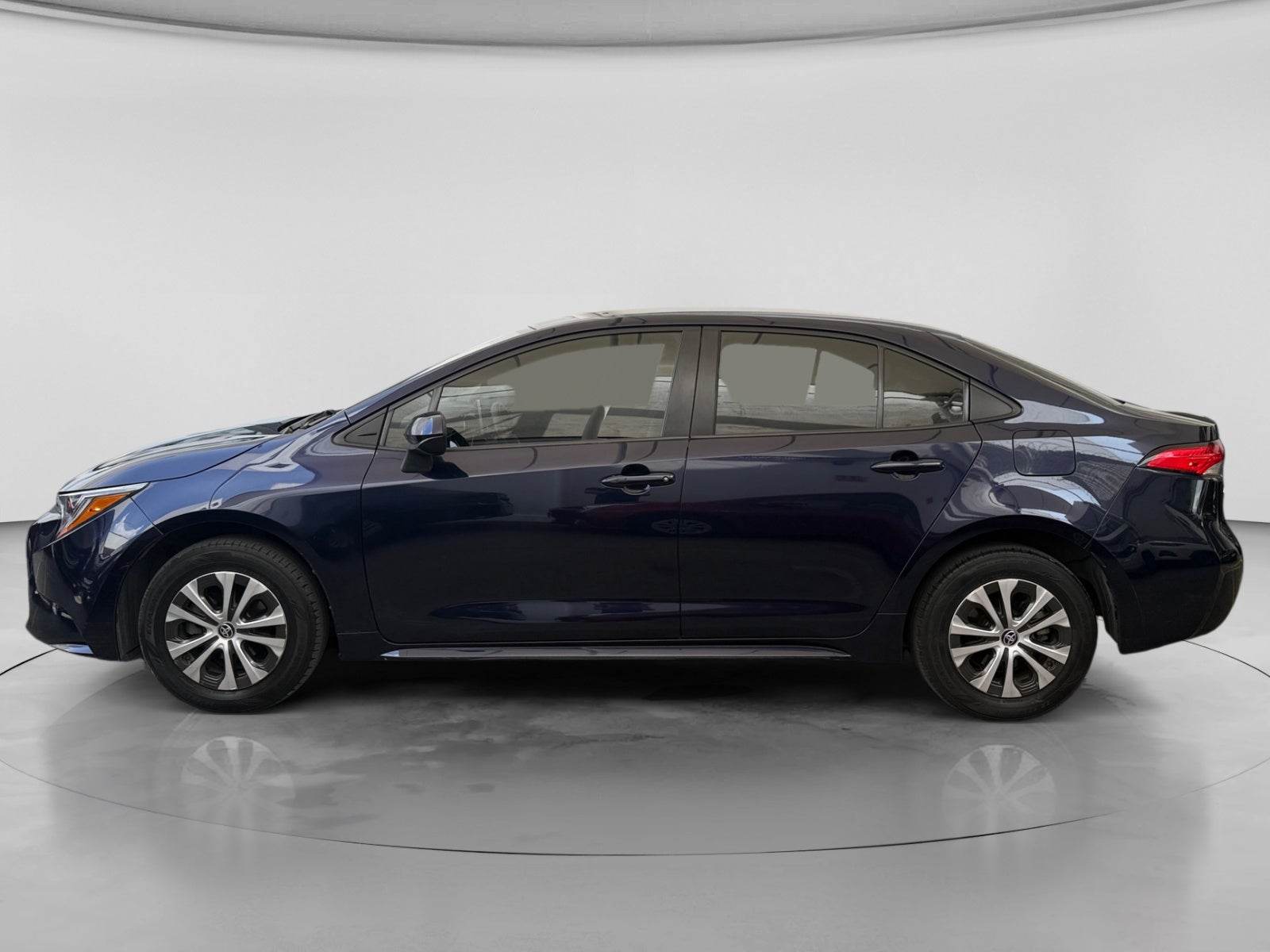2022 Toyota COROLLA LE HV