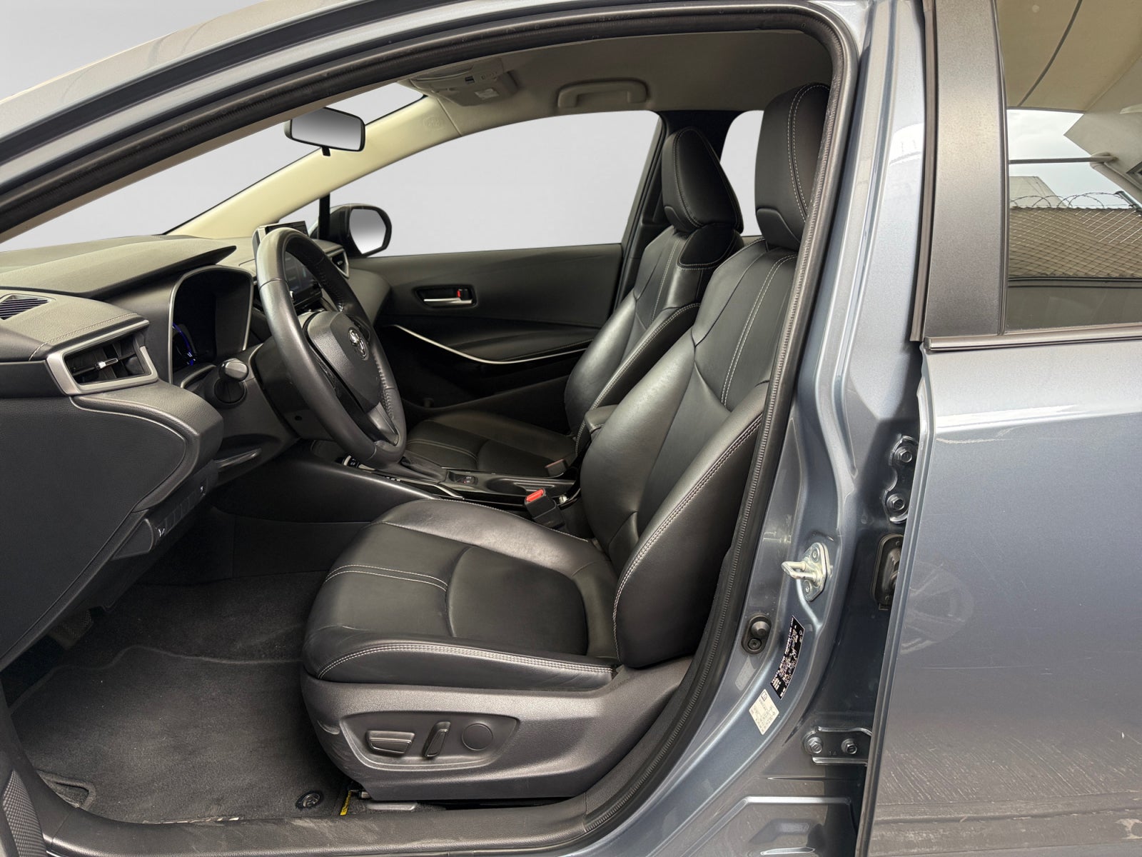2020 Toyota COROLLA LE HV