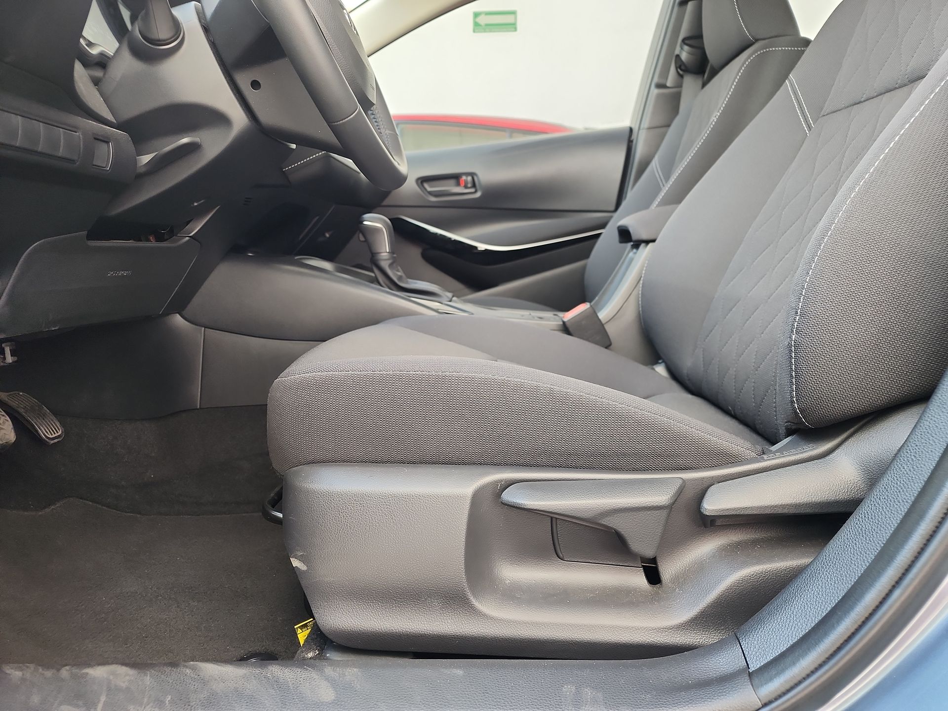 2024 Toyota COROLLA LE HEV