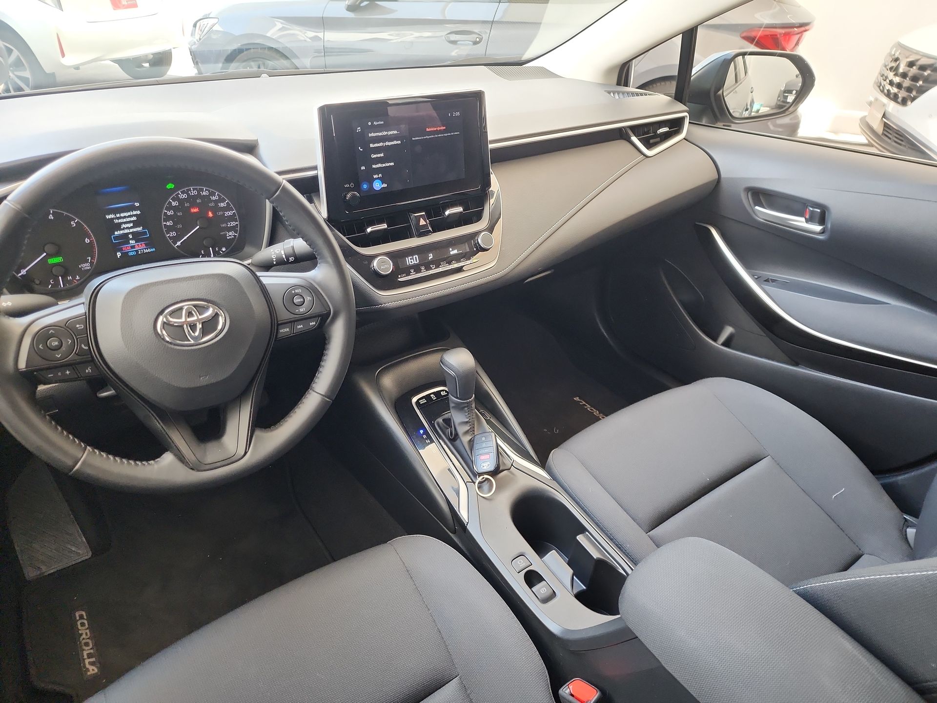 2025 Toyota COROLLA LE HEV