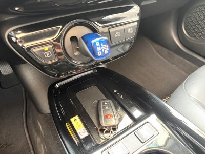 2021 Toyota PRIUS BASE PREMIUM