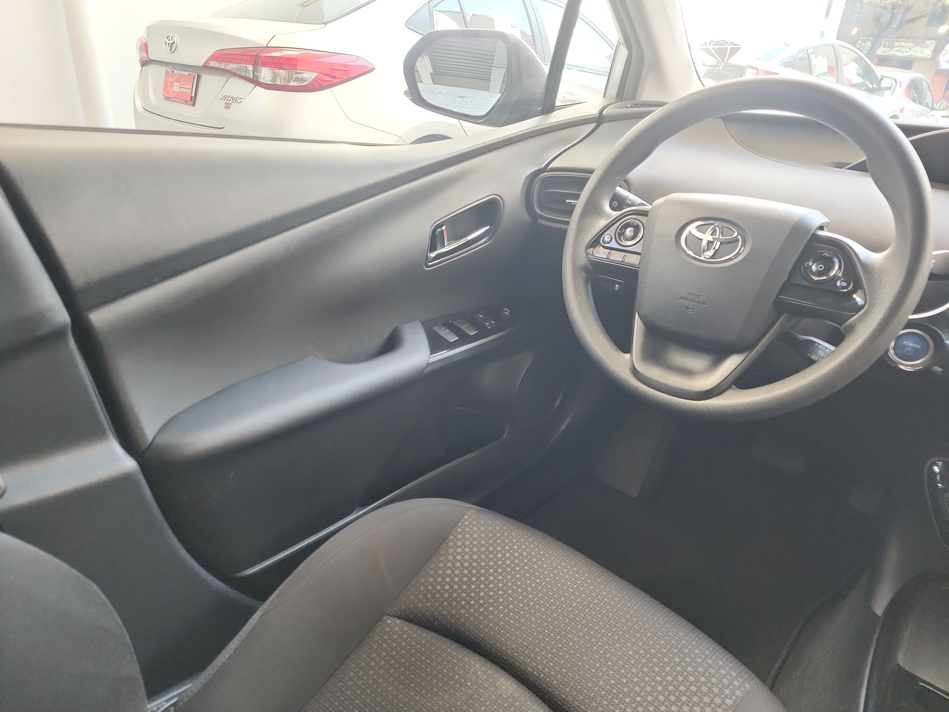 2020 Toyota PRIUS BASE