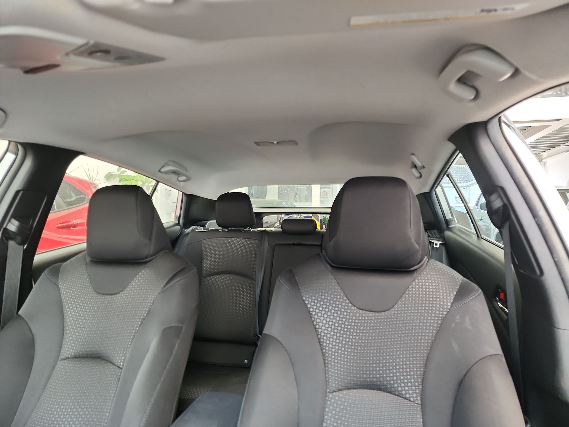 2020 Toyota PRIUS BASE