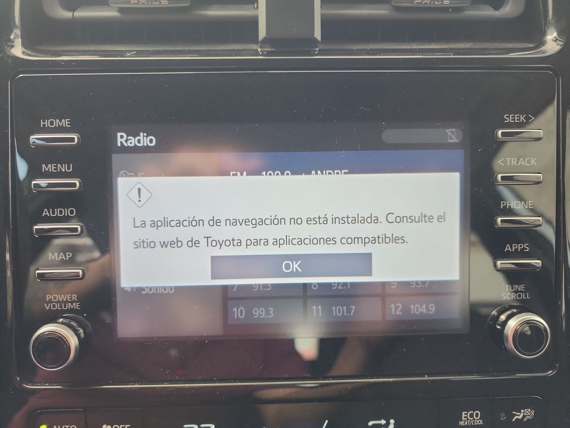 2020 Toyota PRIUS BASE