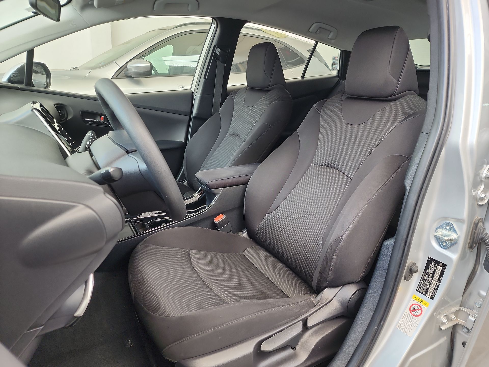 2020 Toyota PRIUS BASE BASE