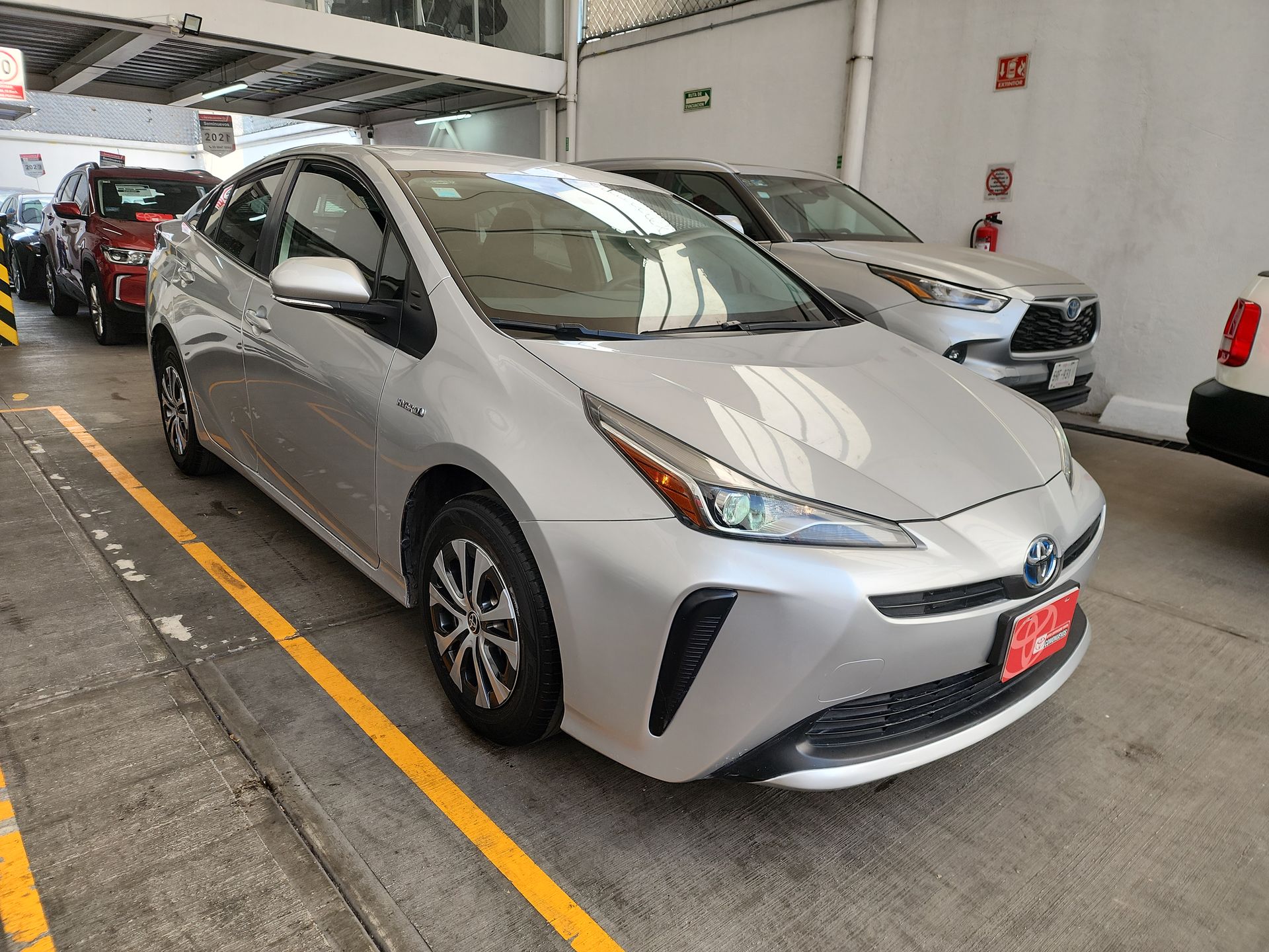 2020 Toyota PRIUS BASE BASE