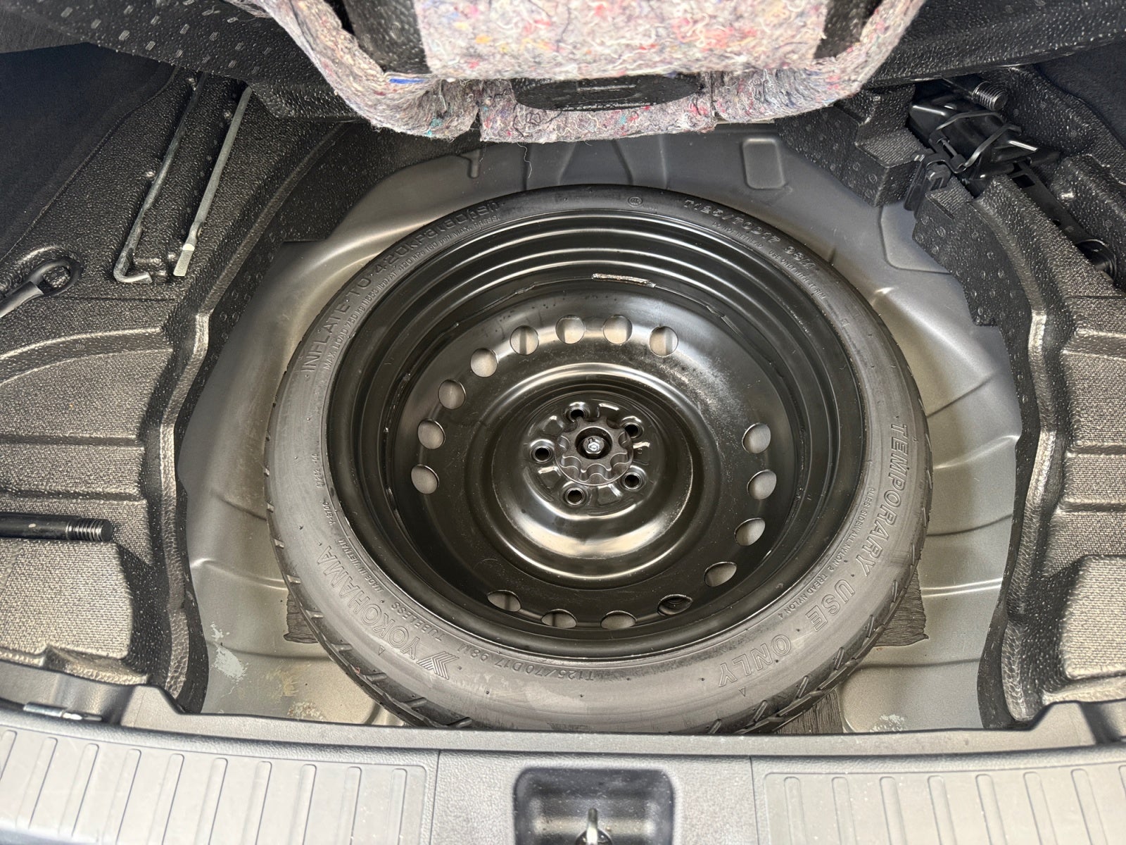 2019 Toyota PRIUS BASE BASE CVT