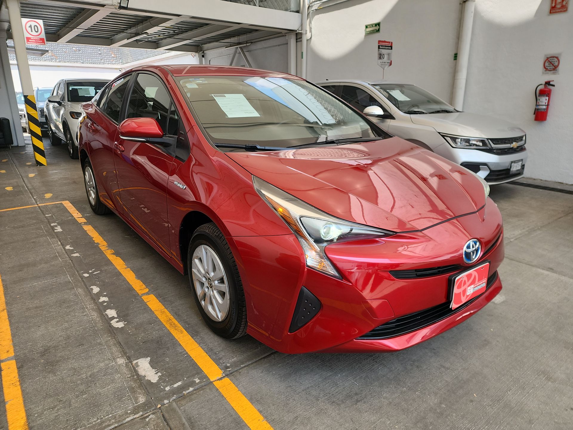 2017 Toyota PRIUS BASE BASE CVT