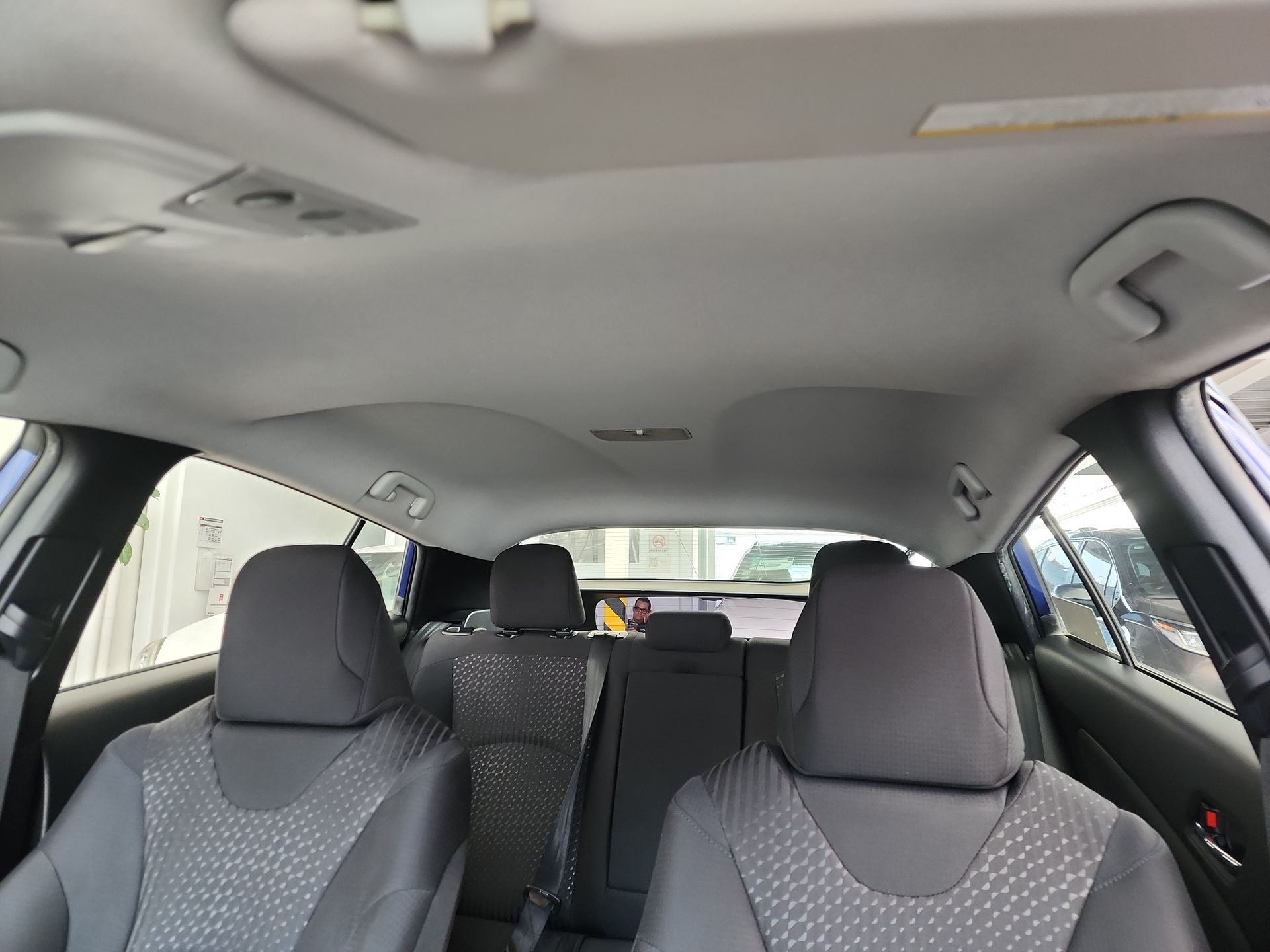 2016 Toyota PRIUS BASE CVT