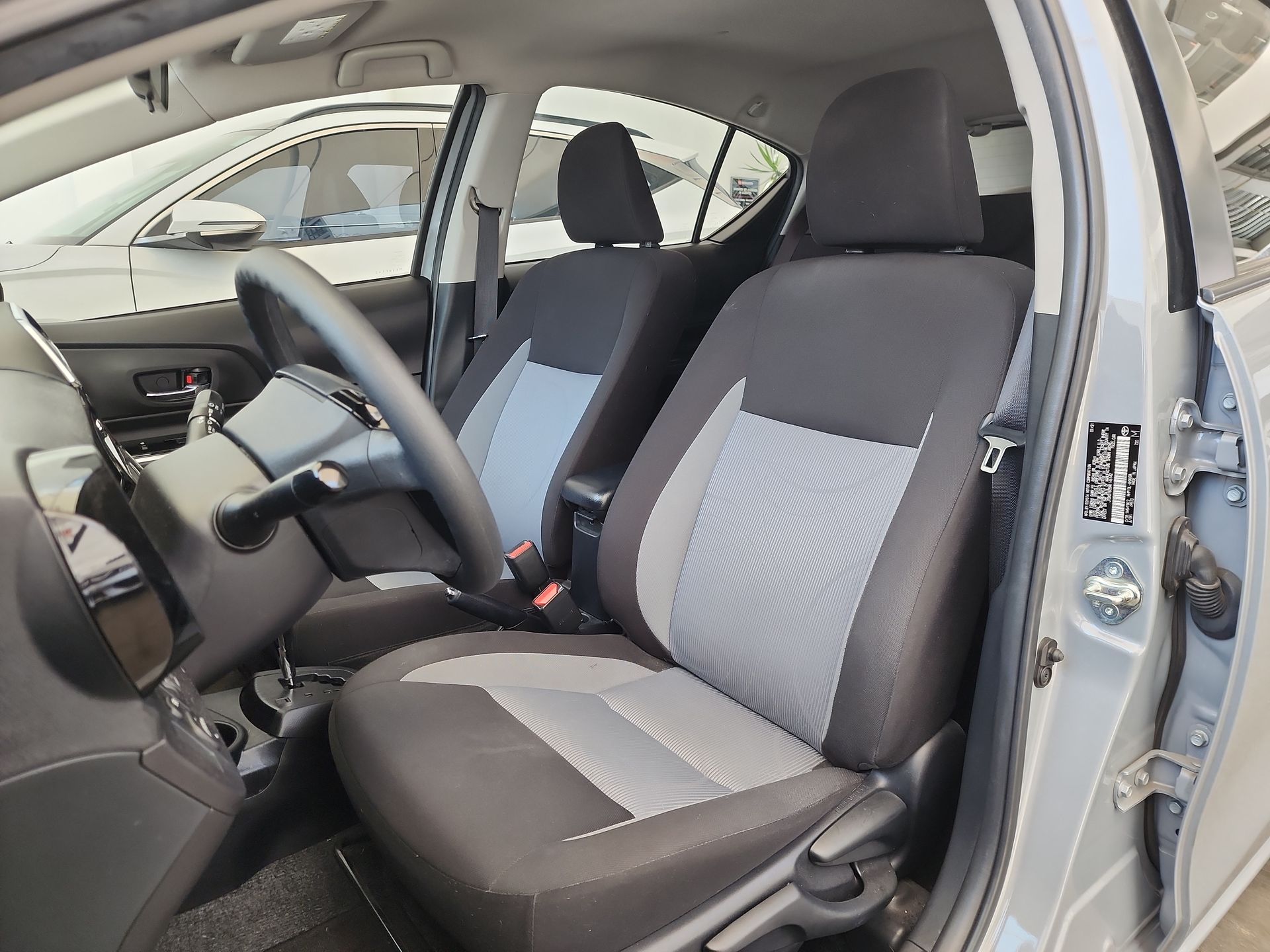 2021 Toyota PRIUS BASE PRIUS C