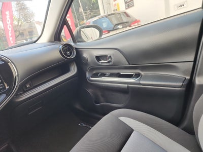 2021 Toyota PRIUS BASE