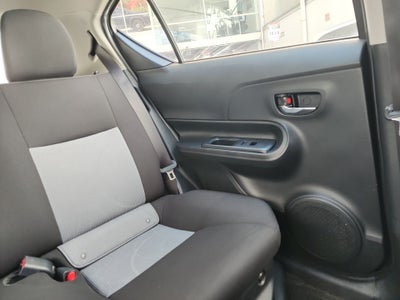 2021 Toyota PRIUS BASE