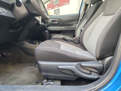 2020 Toyota PRIUS PRIUS C